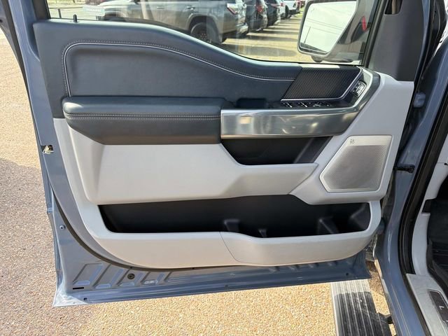 Used 2023 Azure Gray Metall Ford XL image 25