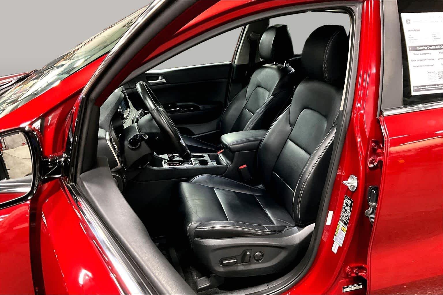 Used 2019 Hyper Red Kia EX image 9