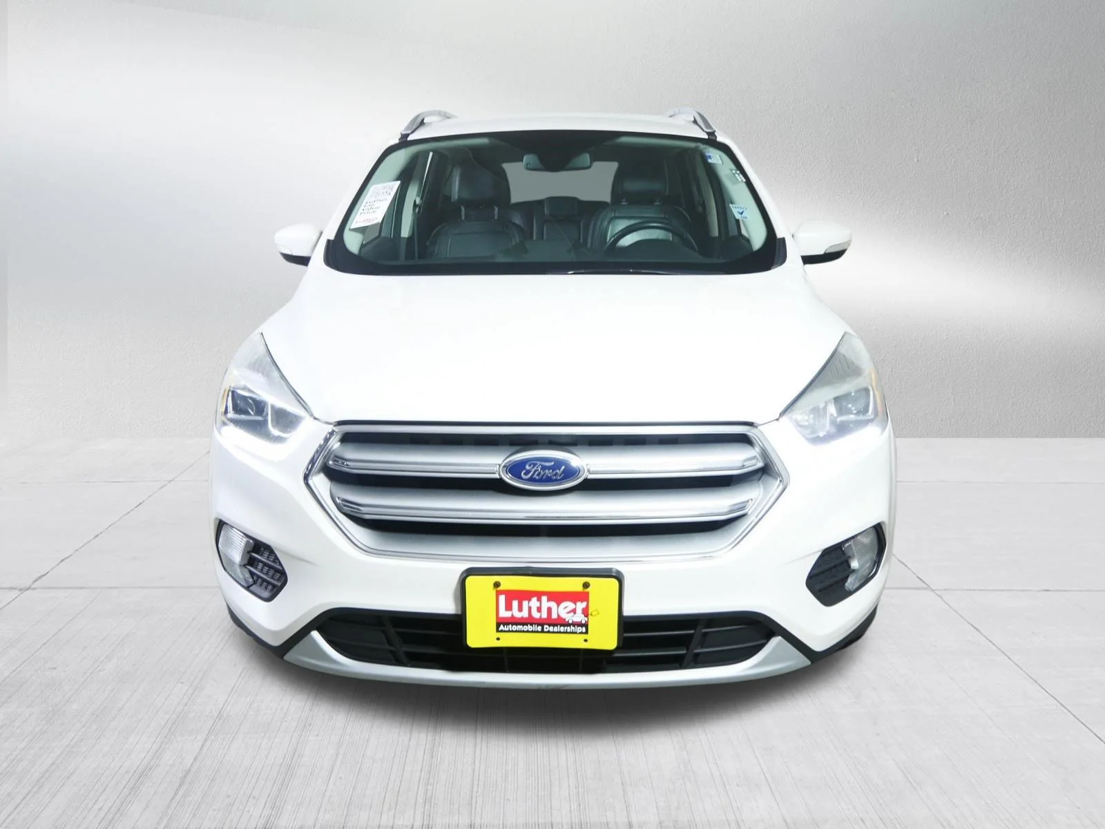 Used 2017 White Platinum Metallic Tri-Coat Ford Titanium image 2