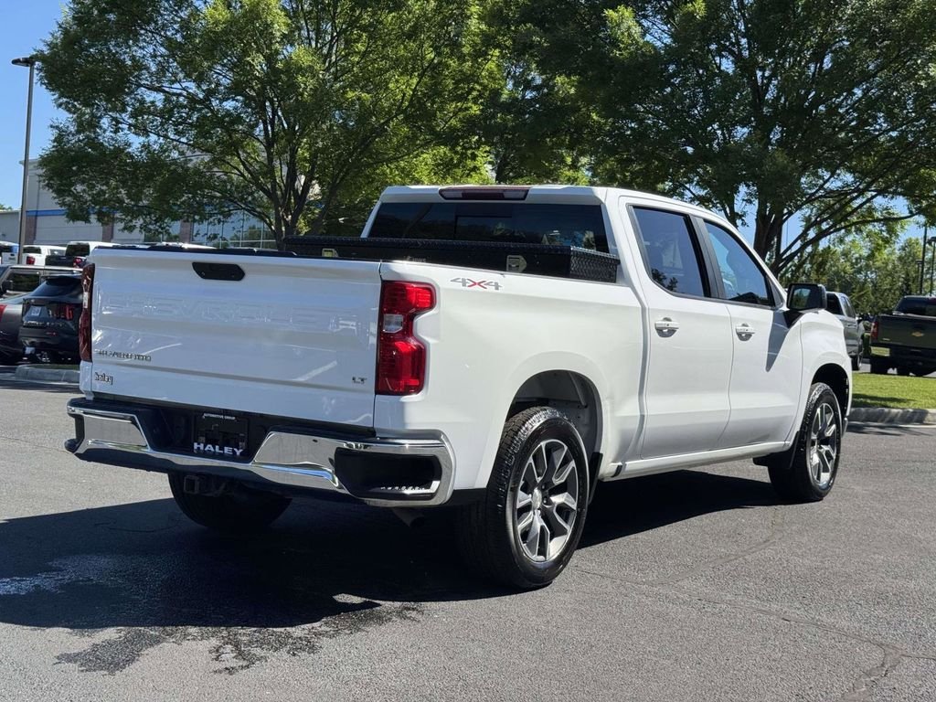Used 2019 White Chevrolet LT image 21