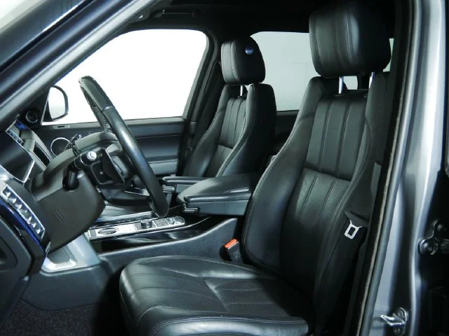 Used 2017  Land Rover 3.0L V6 Supercharged HSE image 20