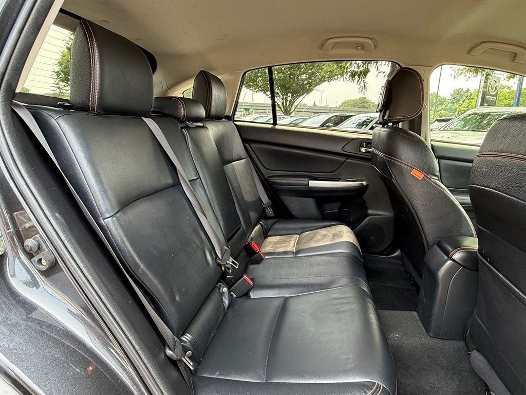 Used 2017 Gray Subaru 2.0i Limited image 28