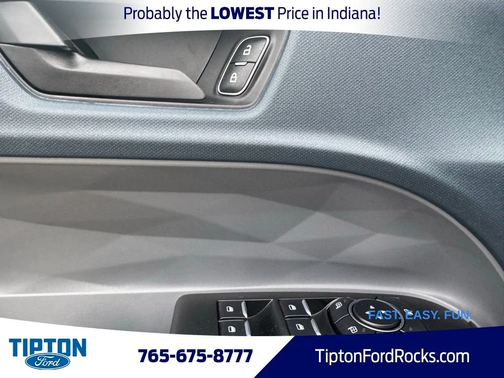 New 2025 Shadow Black Ford XLT image 18