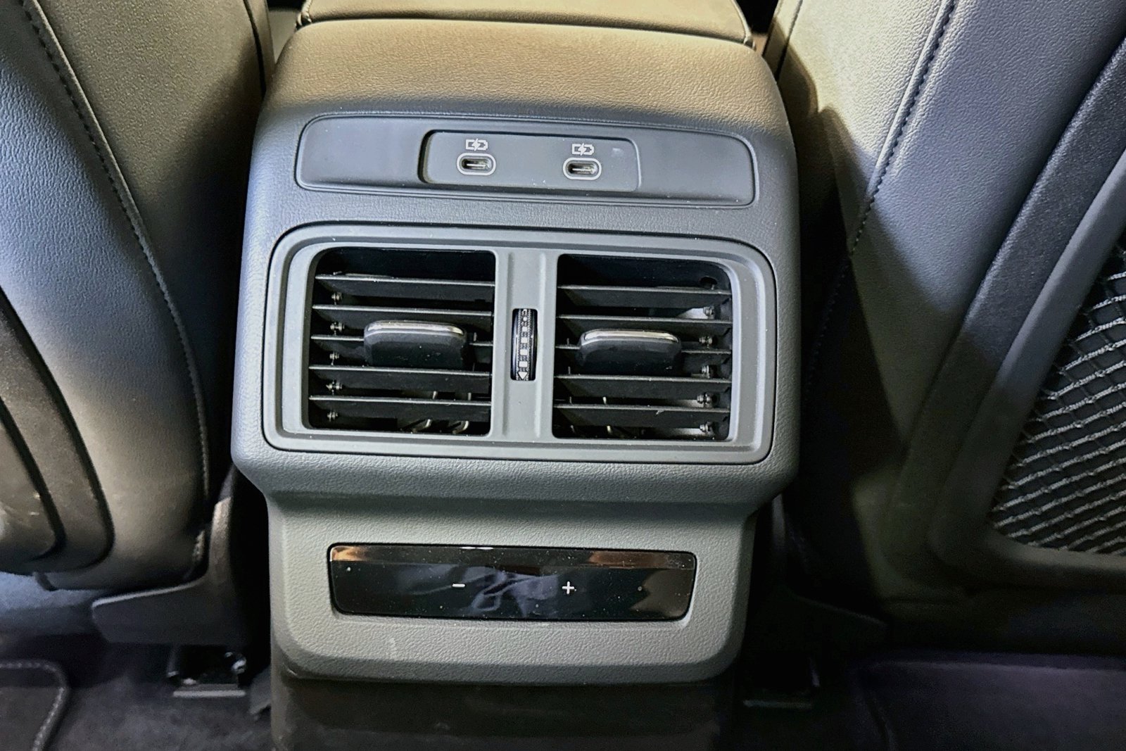 Used 2025 Tambora Gray Metallic Audi Premium image 21