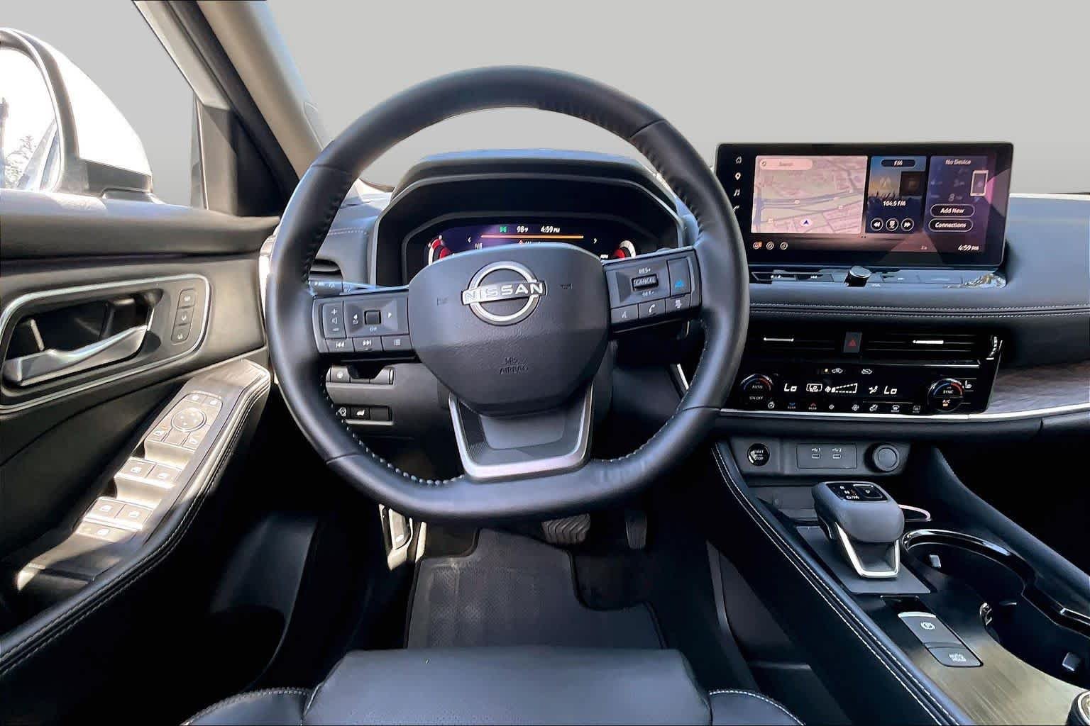 Certified Used 2025 Everest White Pearl Nissan Platinum image 6