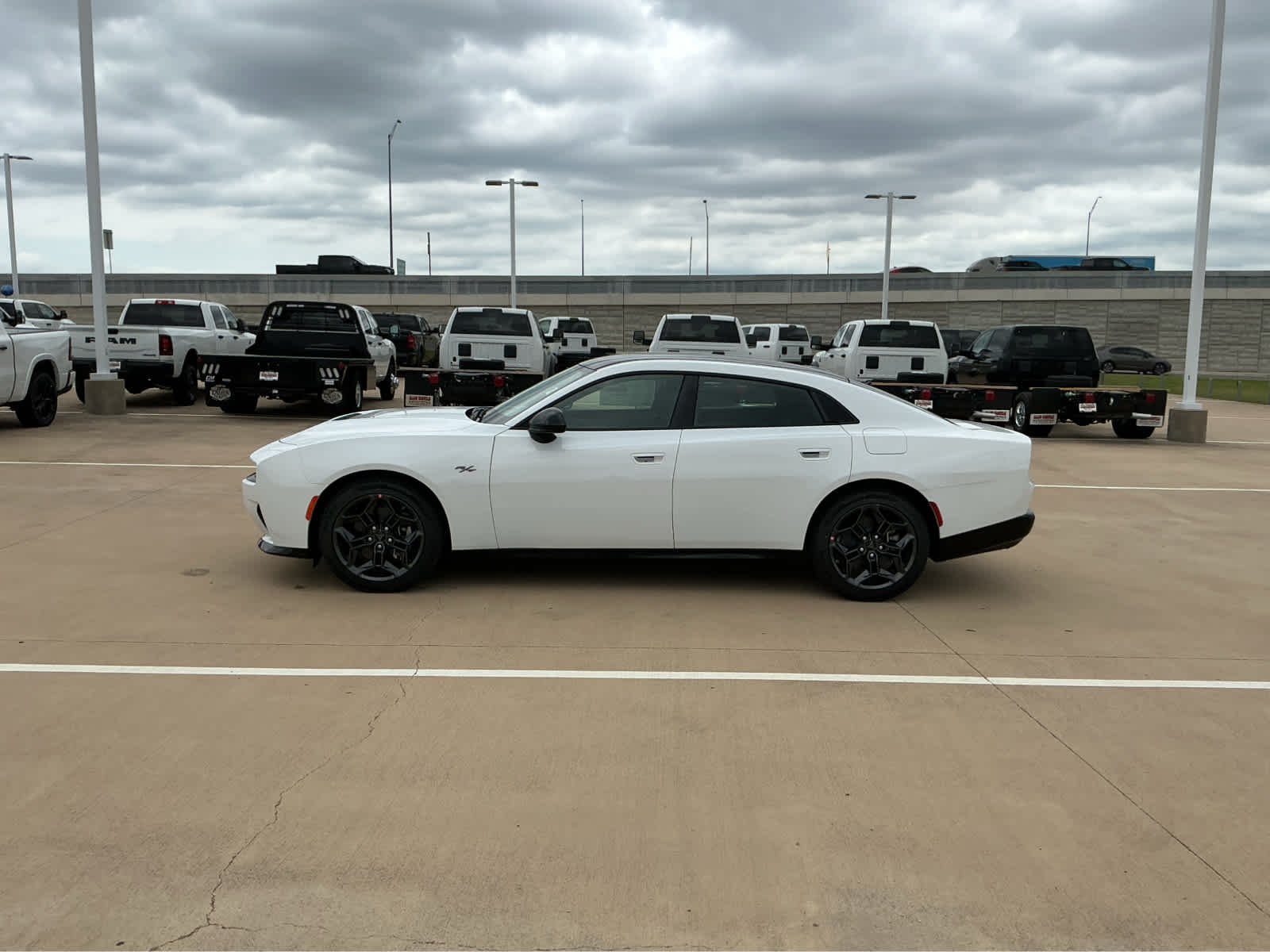 New 2026 White Knuckle Exterior Paint Dodge R/T image 10