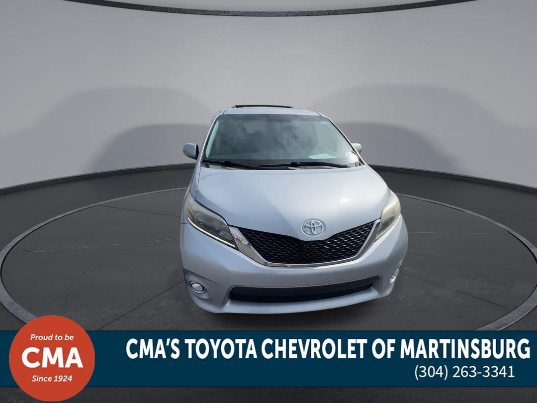 Used 2015 Silver Sky Metallic Toyota SE image 3