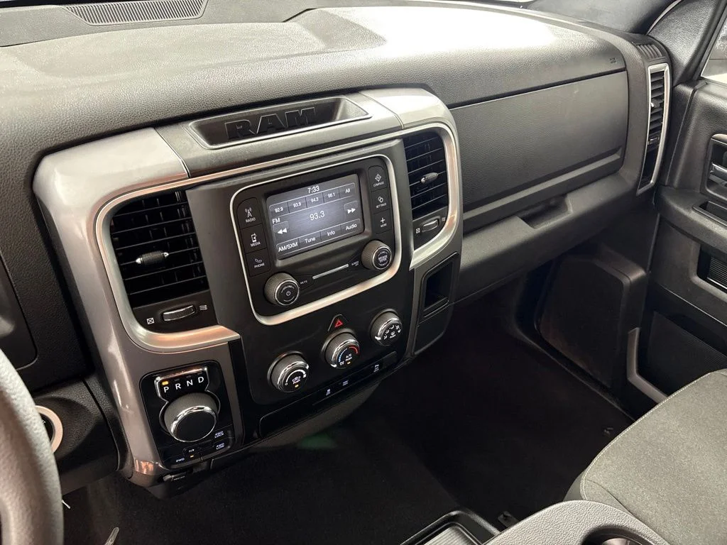 Used 2024 White Ram Warlock image 27