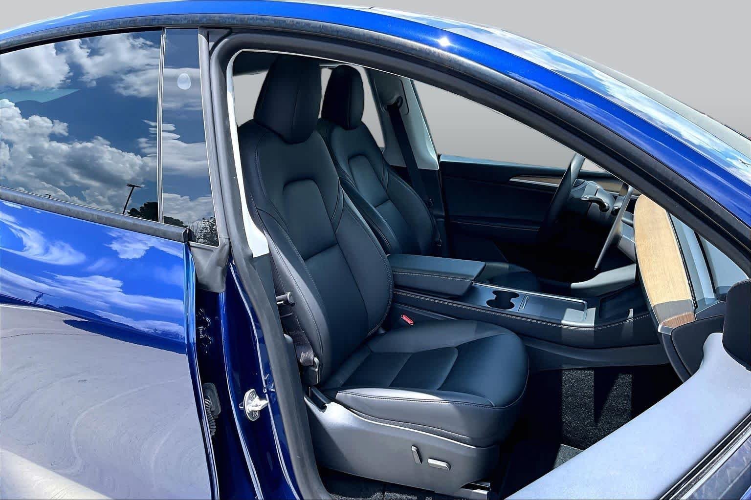 Used 2024 Deep Blue Metallic Tesla Long Range image 8