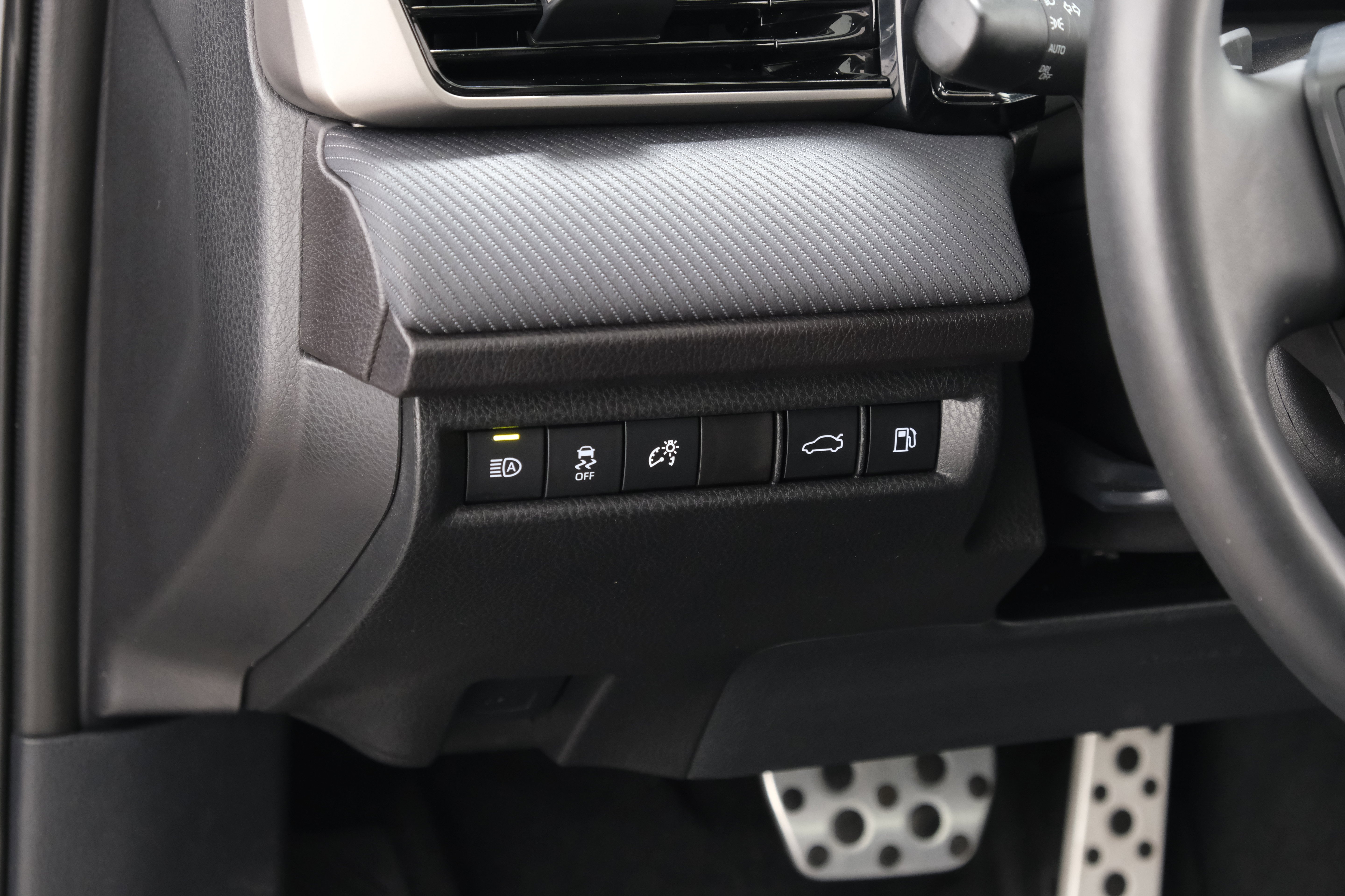 Certified Used 2025 Heavy Metal Toyota SE image 49