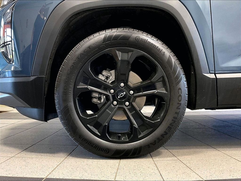 Used 2025 Blue Chevrolet LT image 7