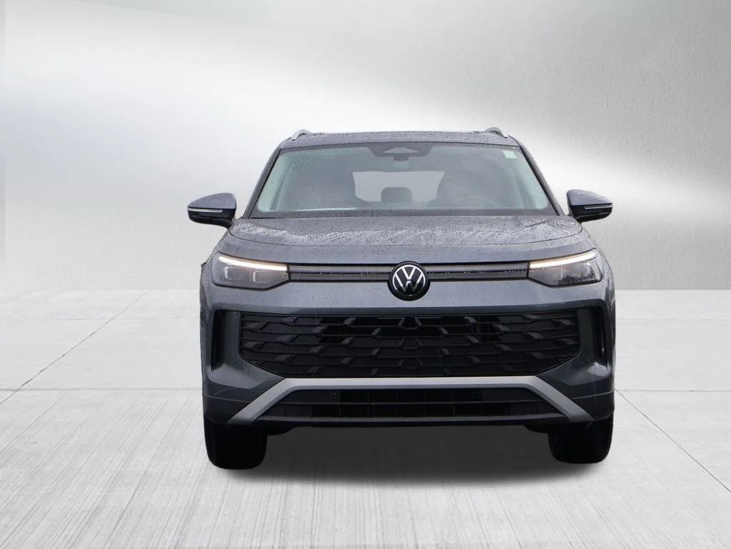 New 2026 Gray Volkswagen 2.0T SE image 10