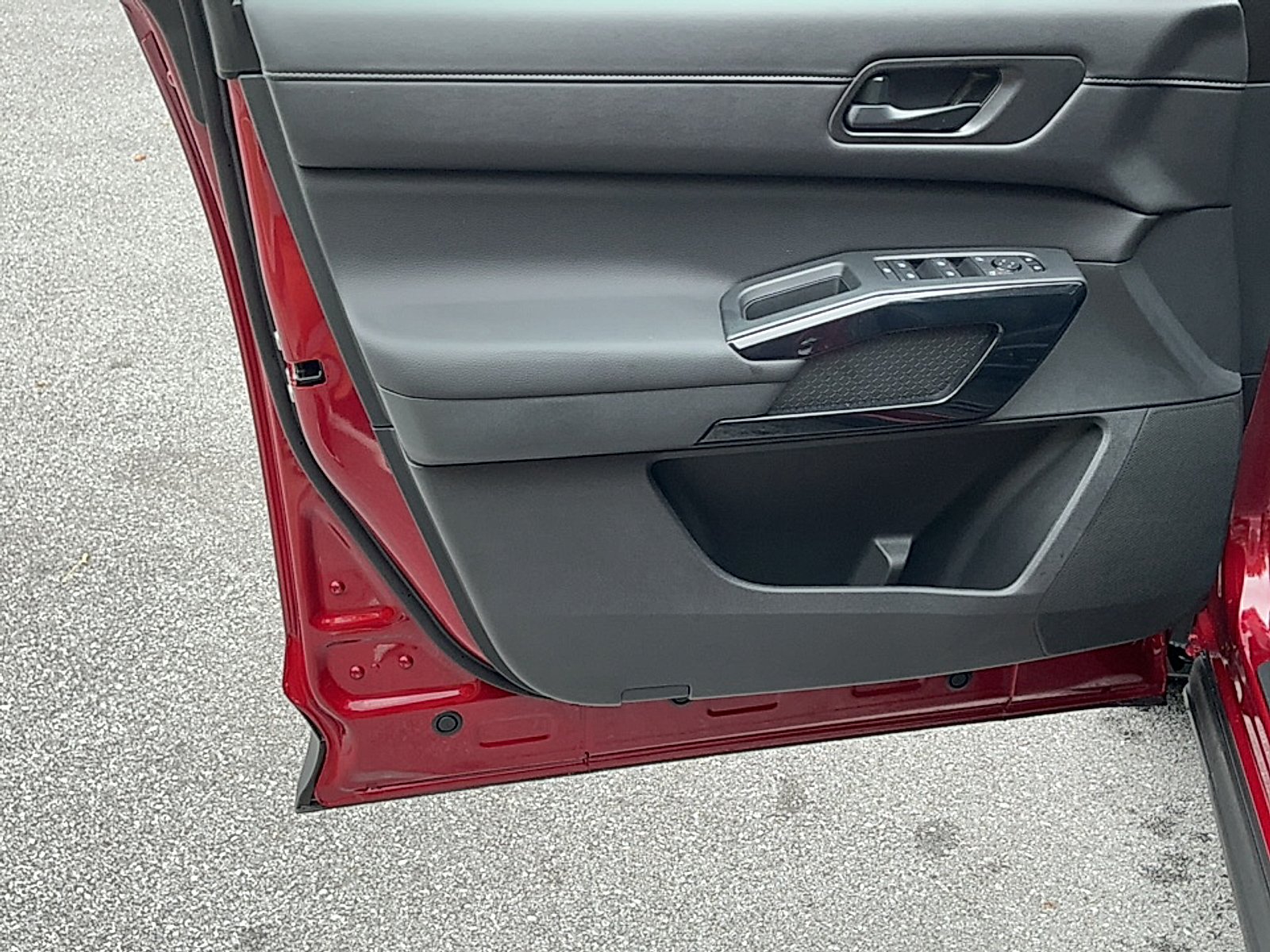 New 2026 Scarlet Ember Tintcoat Nissan SV image 6