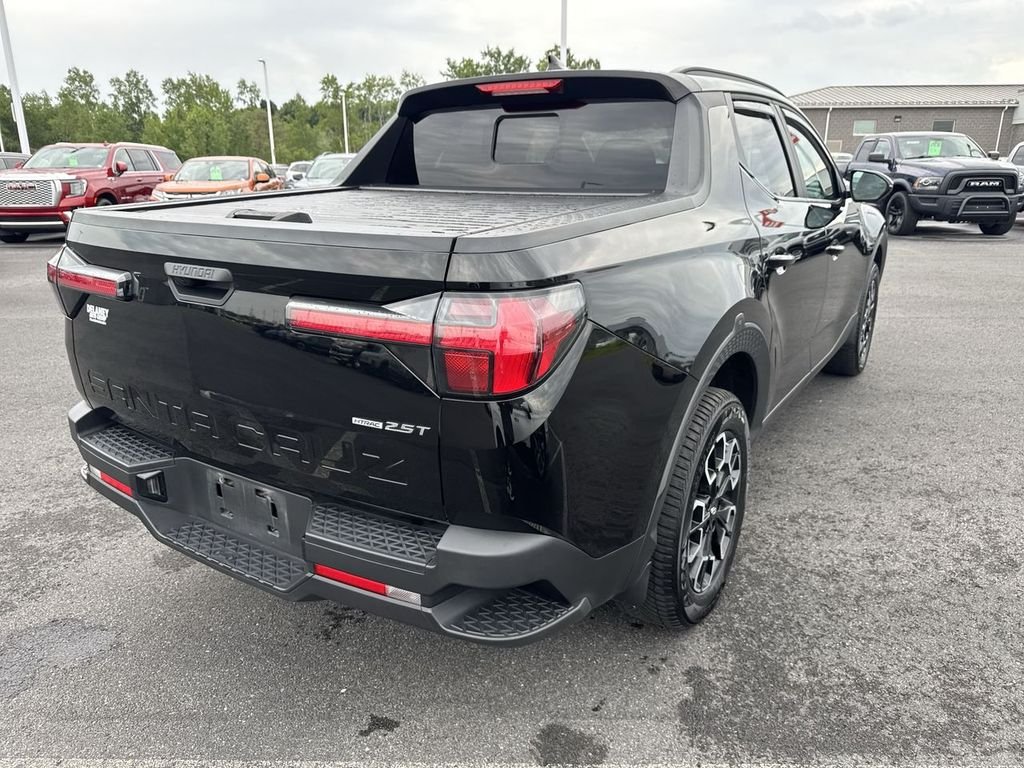 Certified Used 2022 Black Hyundai SEL Premium image 8