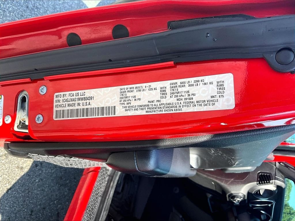 Used 2021 Red Jeep Sport S image 35
