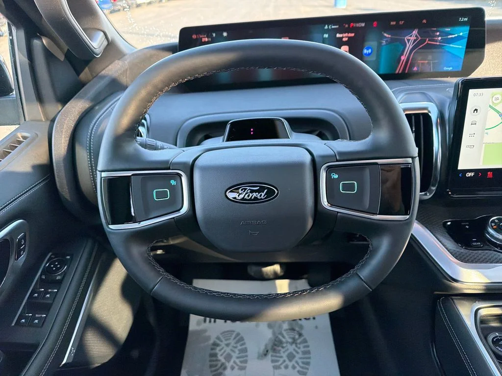 New 2026 White Ford Platinum image 14