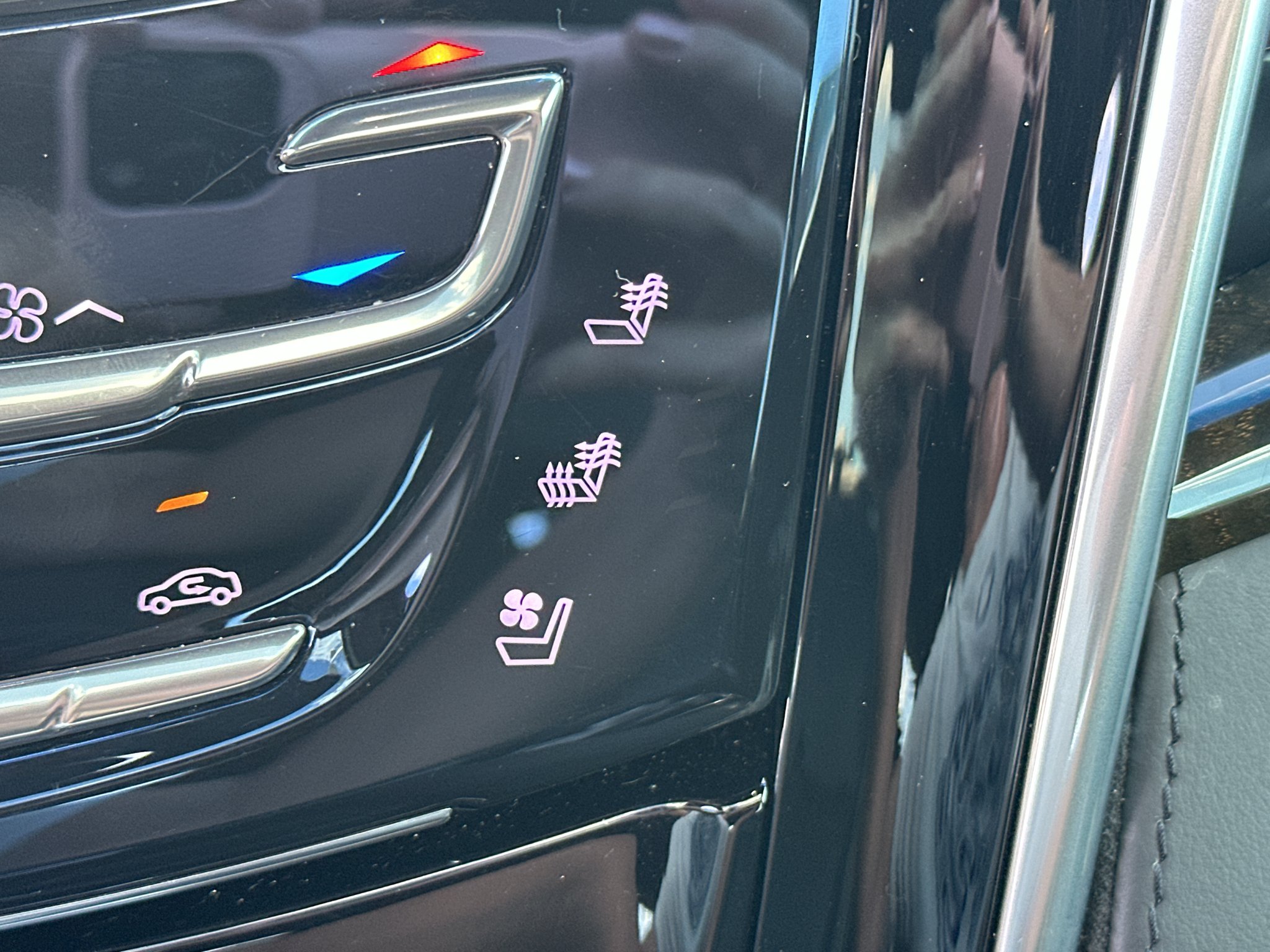 Used 2019 Shadow Metallic Cadillac Platinum image 26