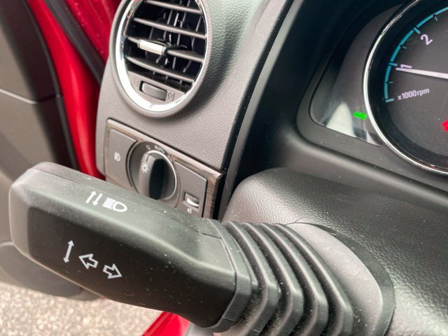 Used 2015 Red Chevrolet LT image 18