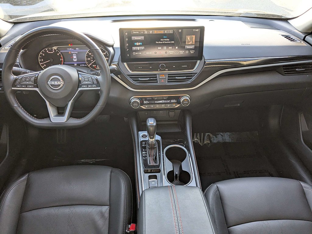 2025 Nissan Altima SR - Photo 15
