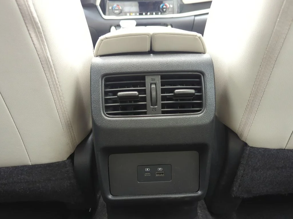 Used 2023 Red Nissan SL image 19