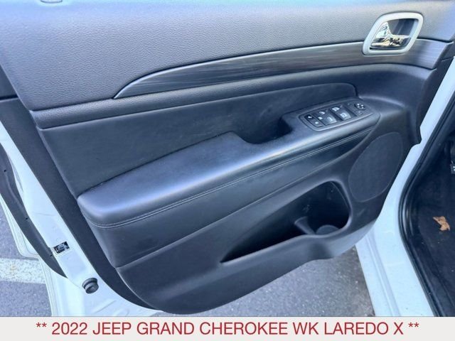 Certified Used 2022 White Jeep Laredo X image 11