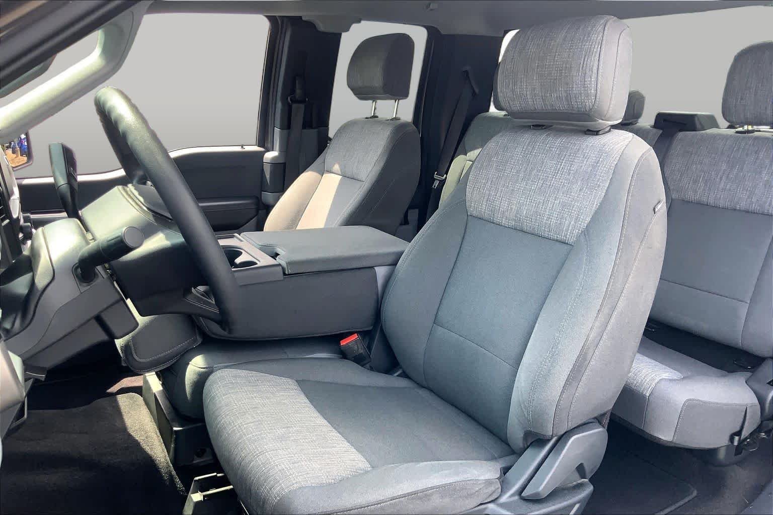 Used 2021 Stone Gray Metallic Ford XLT image 8