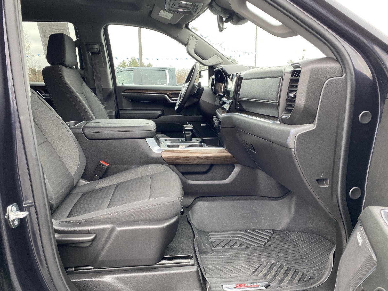 2024 Chevrolet Silverado 1500 LT Trail Boss - Photo 25