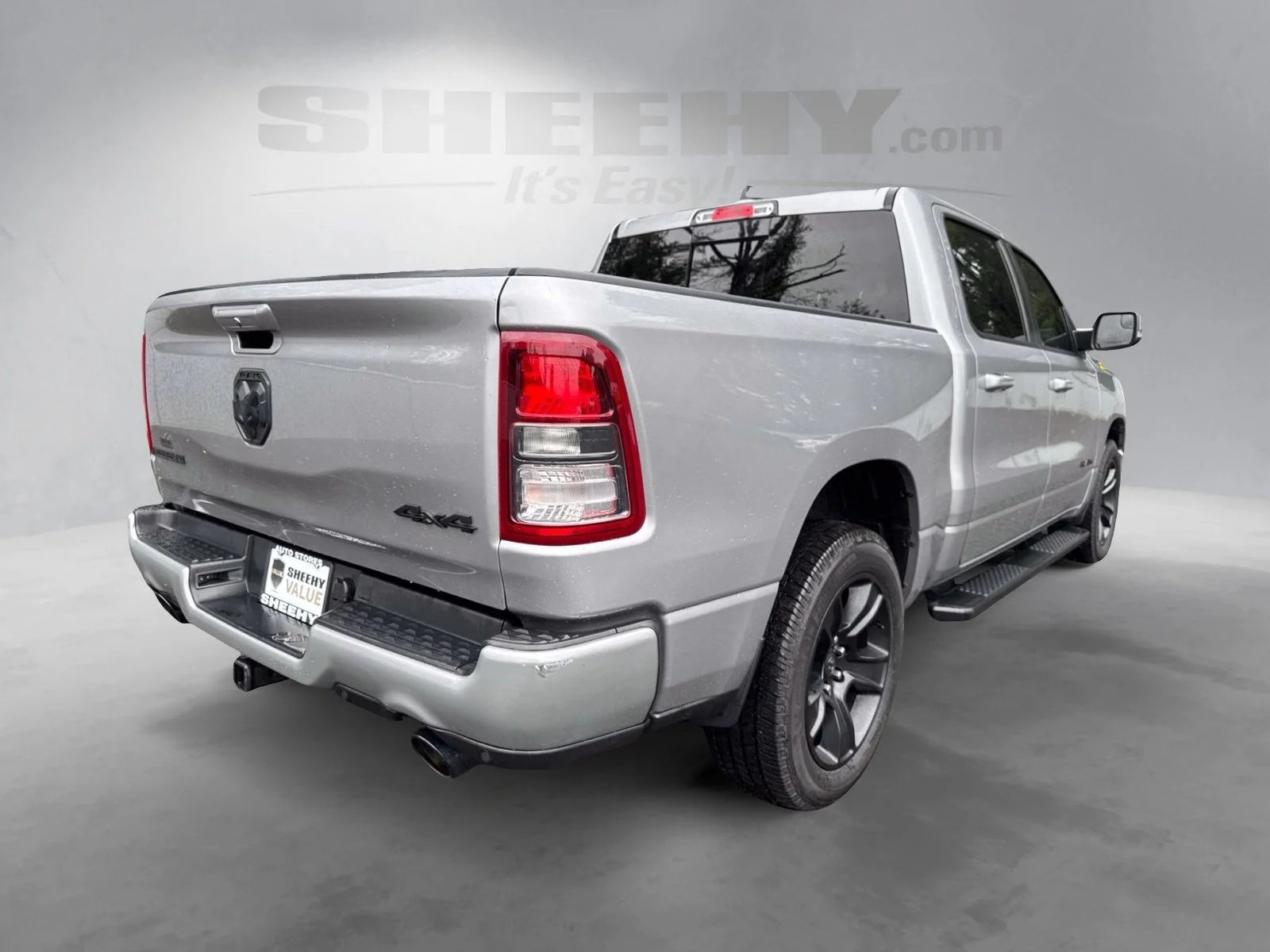 Used 2020 Billet Silver Metallic Clearcoat Ram Big Horn/Lone Star image 11