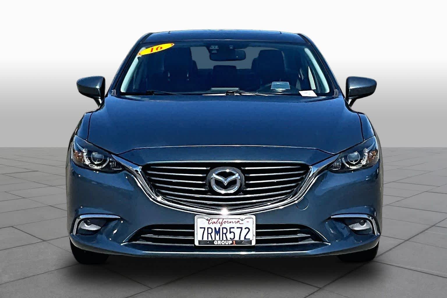 Used 2016 Blue Reflex Mica Mazda i Grand Touring image 3