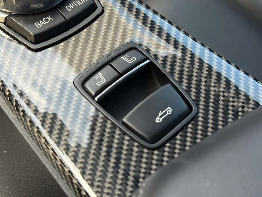 Used 2016 Black Sapphire Metallic BMW Base image 18