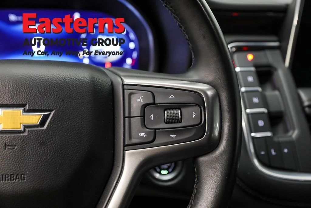 Used 2023 White Chevrolet LT image 16