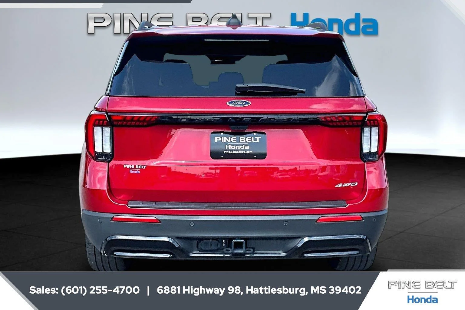 Used 2025 Rapid Red Metallic Tinted Clearcoat Ford ST-Line image 4