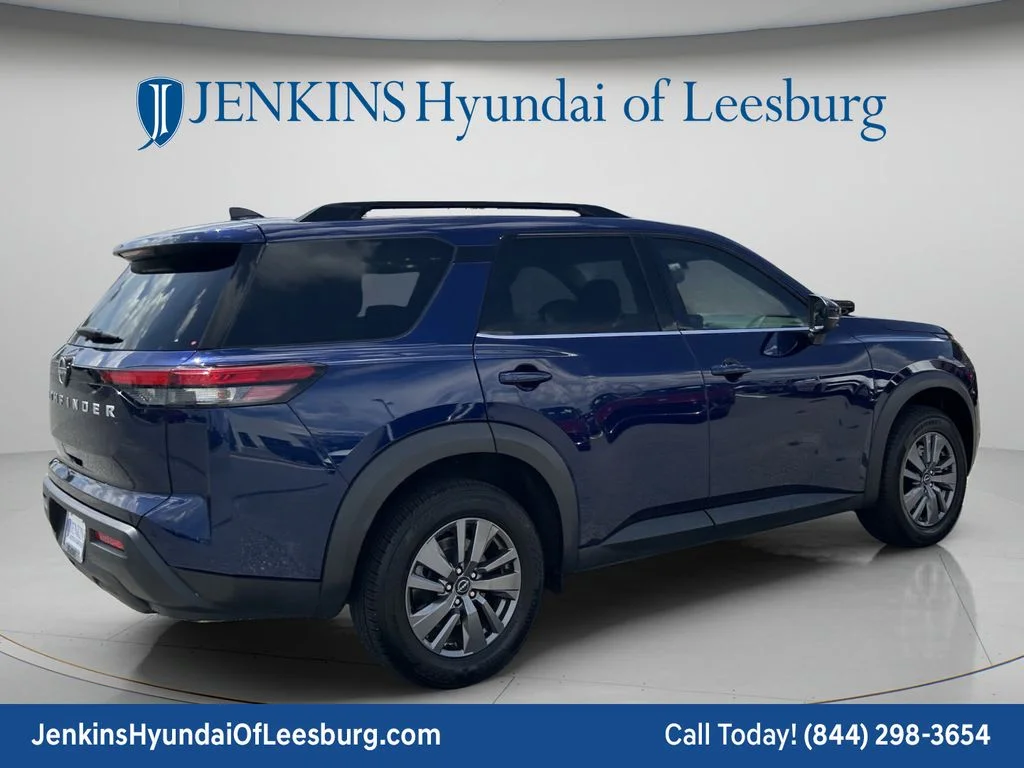 Used 2025 Blue Nissan SV image 5