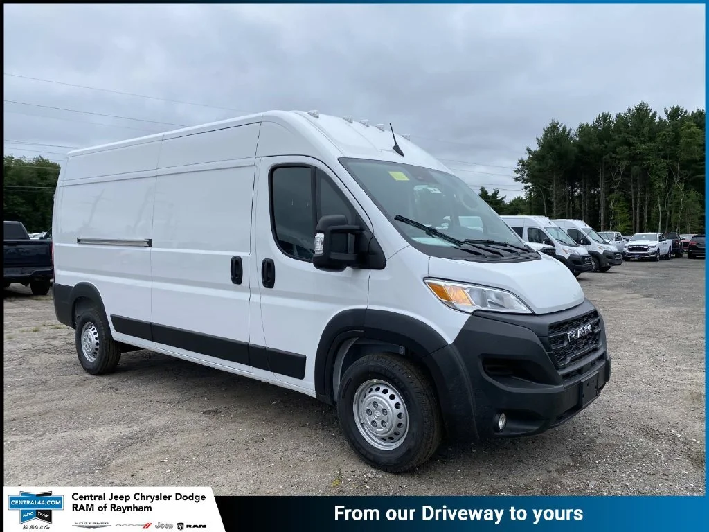 2026 RAM ProMaster Cargo Van Tradesman