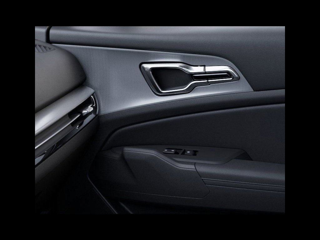 2026 Kia Sportage EX - Photo 32