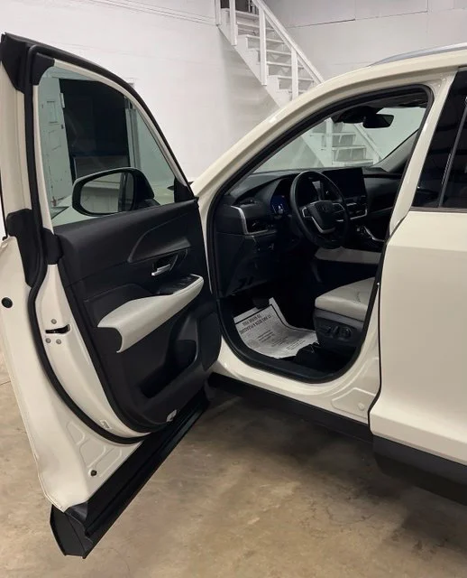 Used 2024 White Toyota XLE image 22