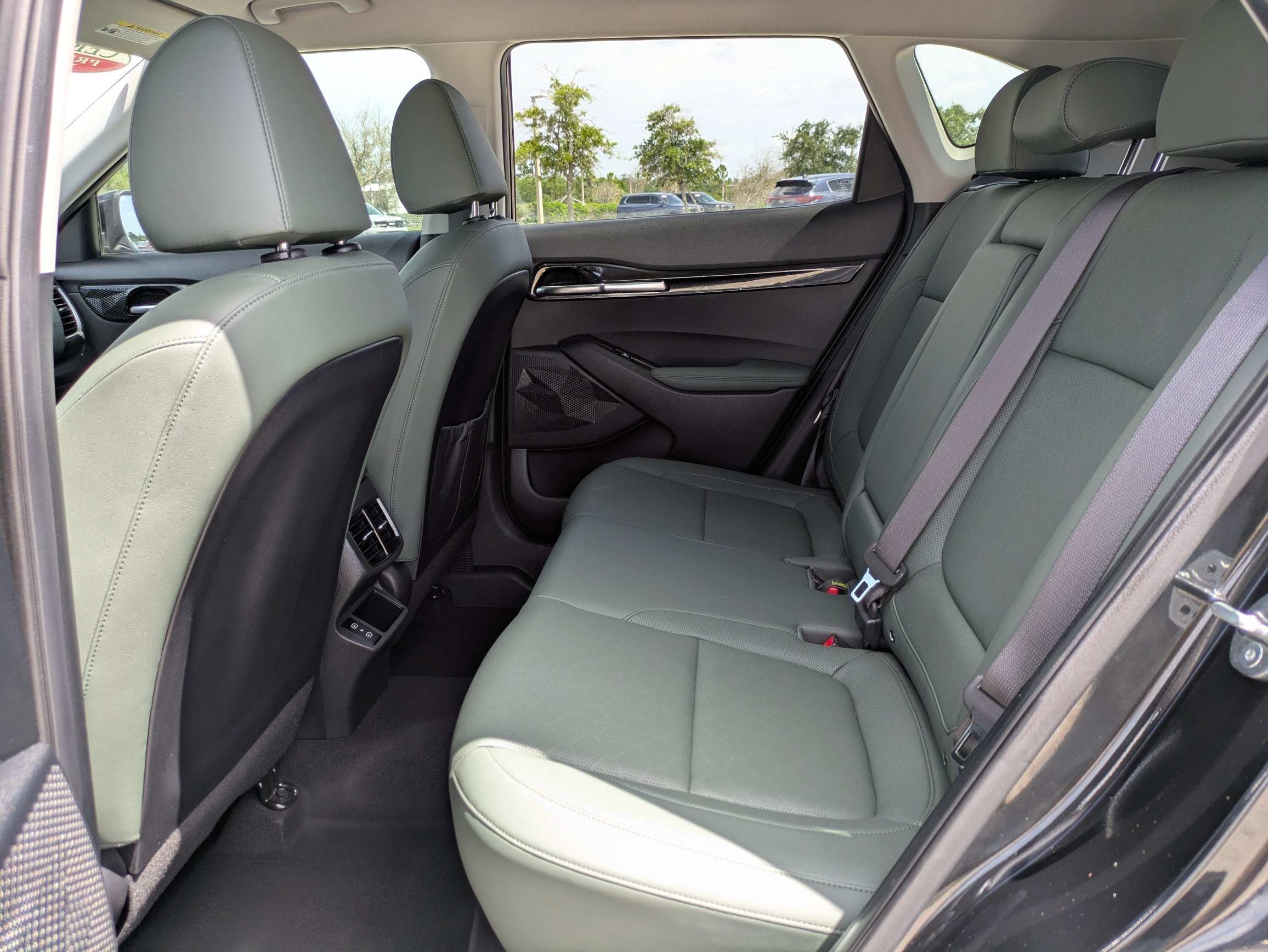 Certified Used 2024 Fusion Black Kia SX image 16