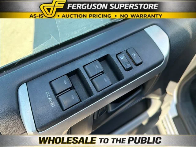 Used 2011 Silver Toyota SR5 image 16