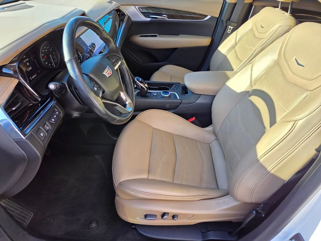 Used 2020 White Cadillac Premium Luxury image 13