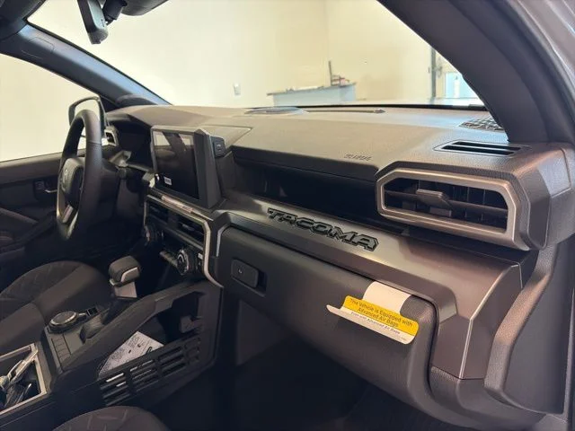 2026 Toyota Tacoma SR5 - Photo 20