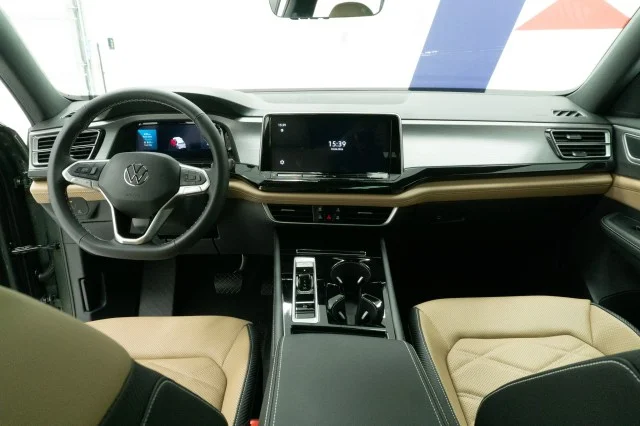 2026 Volkswagen Atlas Cross Sport SE w/Tech - Photo 21