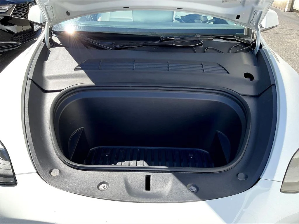 Used 2024 White Tesla Long Range image 29