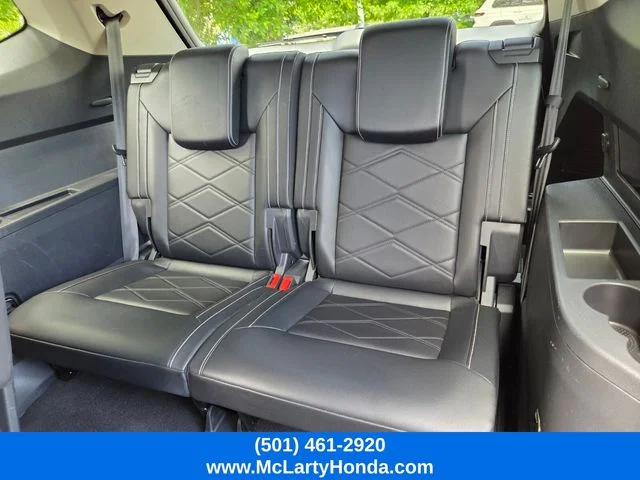 Used 2024 Gray Volkswagen 2.0T SE w/Technology image 11