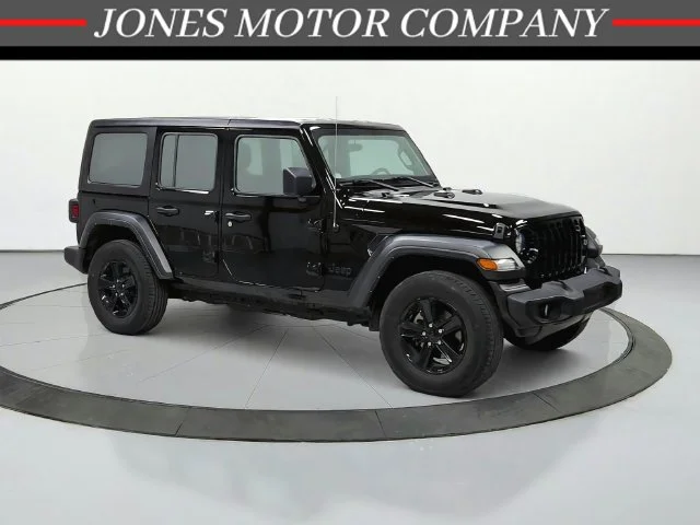 Used 2023 Black Jeep Sport image 1