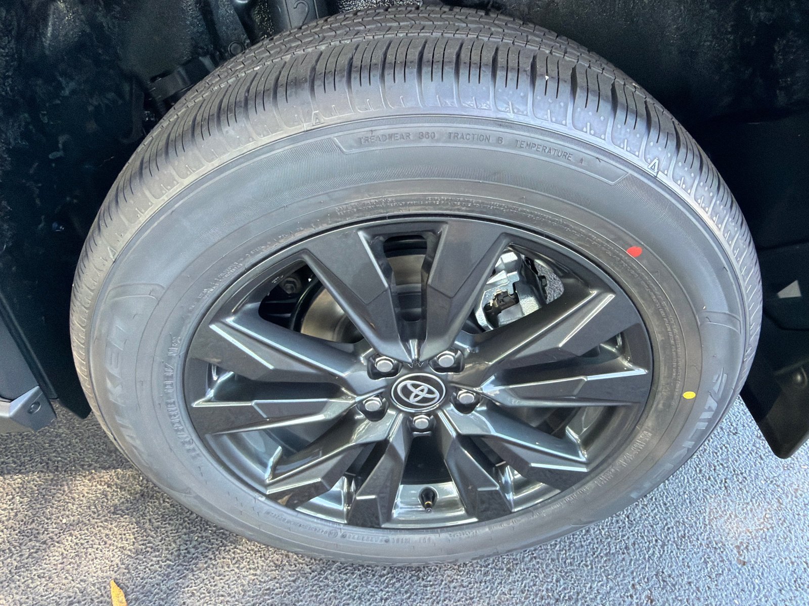 New 2026 Meteor Shower Toyota XLE Premium image 20