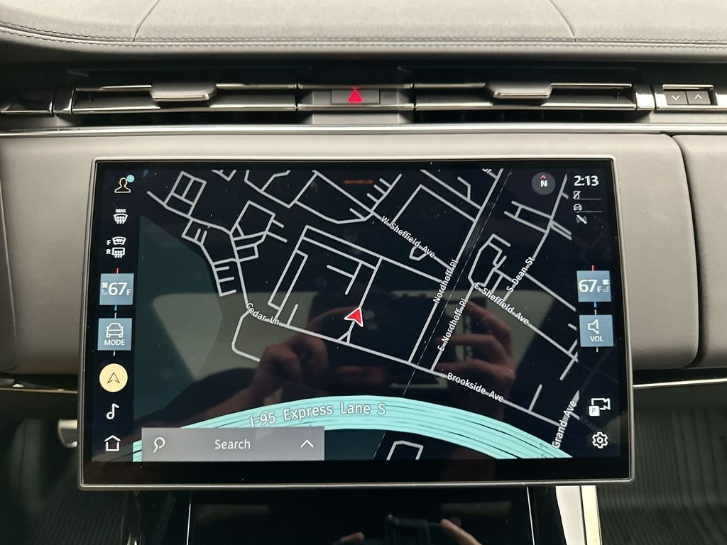 Used 2025 Santorini Black Metallic Land Rover Dynamic SE image 21