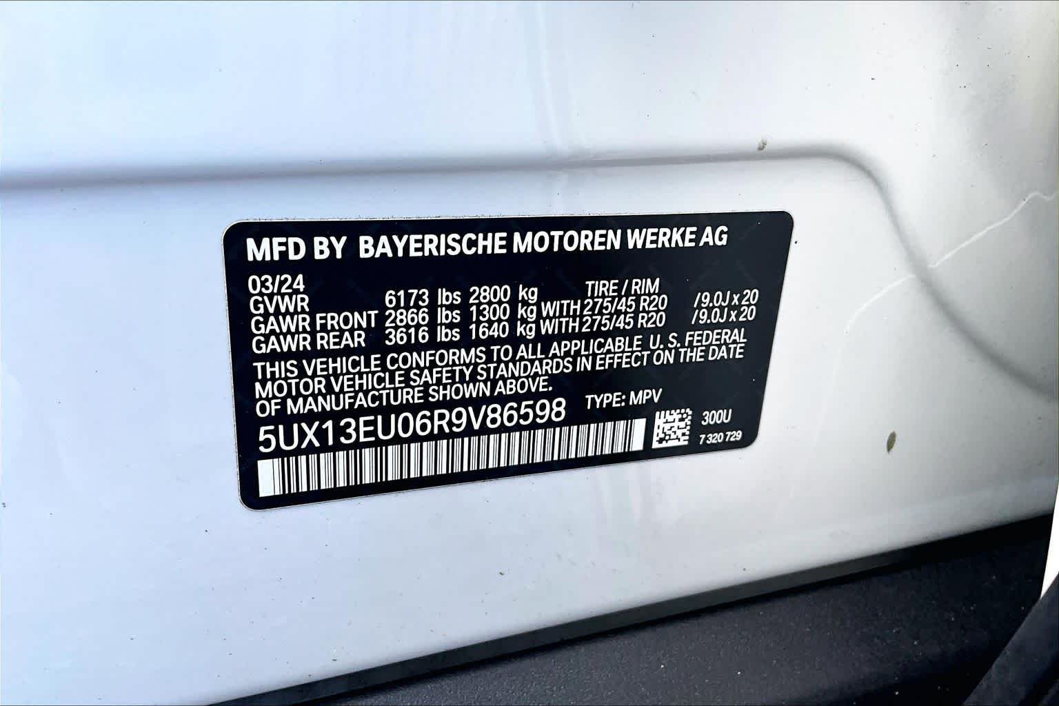 Certified Used 2024 Alpine White BMW sDrive40i image 34