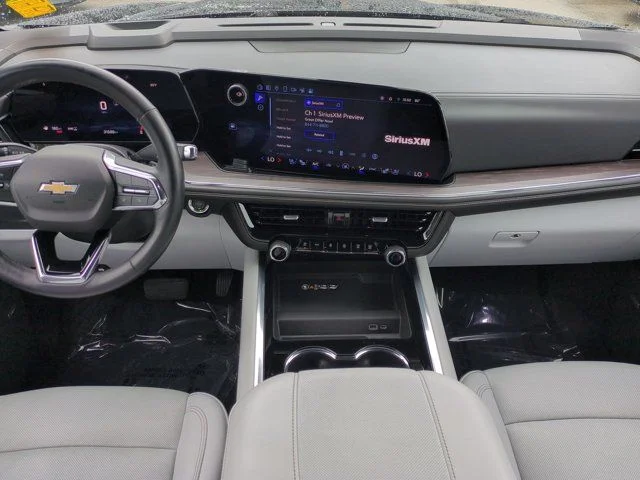 Used 2025 Gray Chevrolet Premier image 14