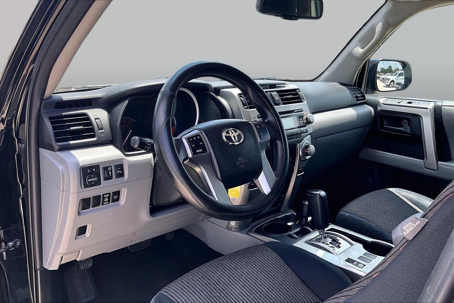 Used 2011 Black Toyota SR5 image 16
