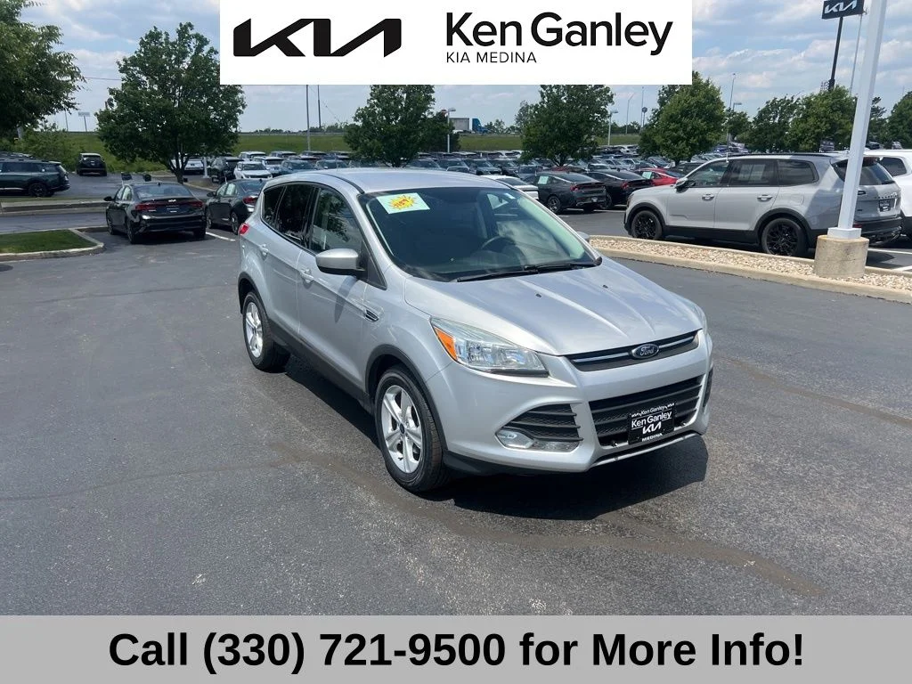 Used 2016 Silver Ford SE image 6
